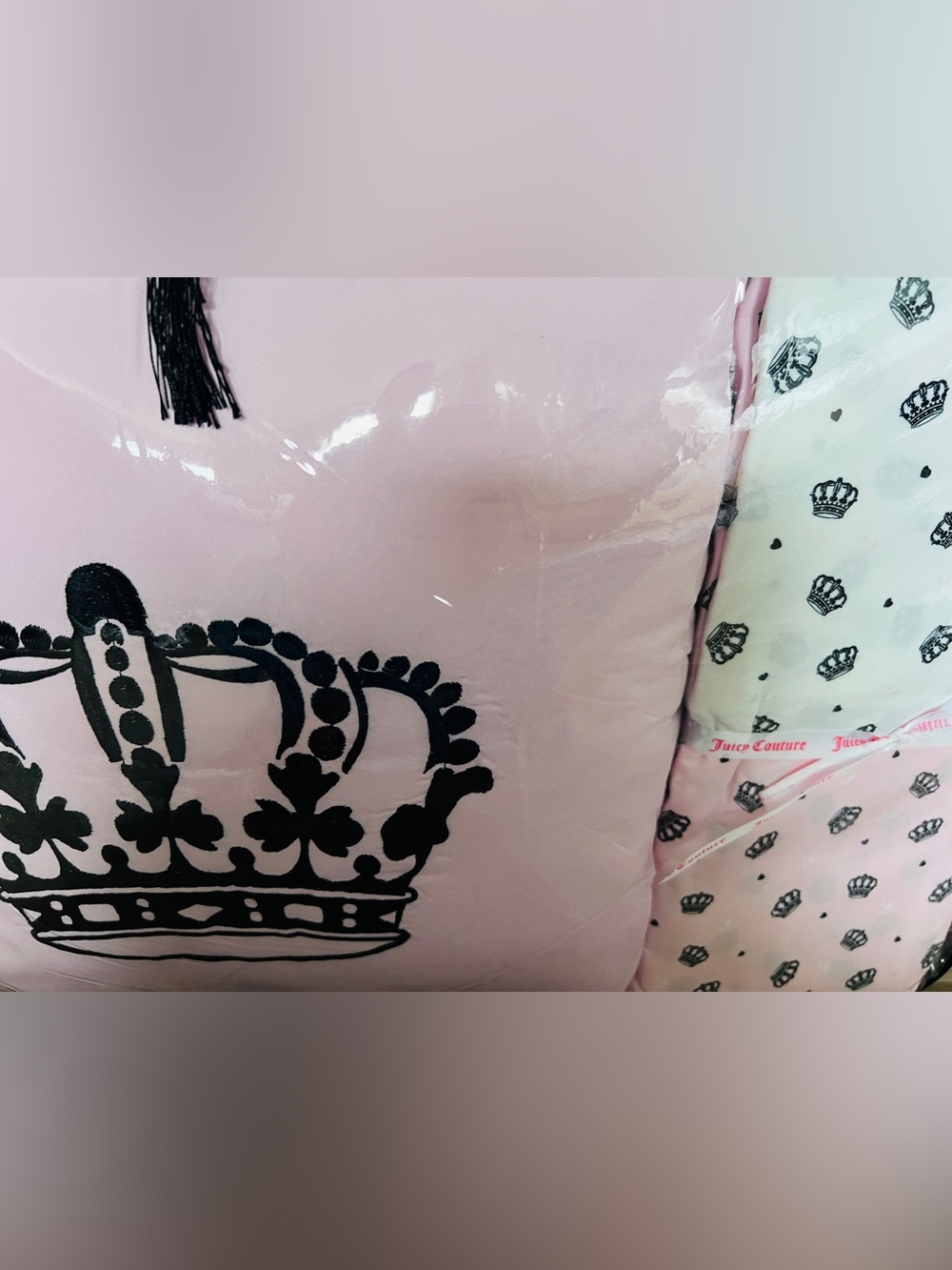 Juicy couture black/pink reversible comforter set queen sham,sheets,pillow - Picture 5 of 6